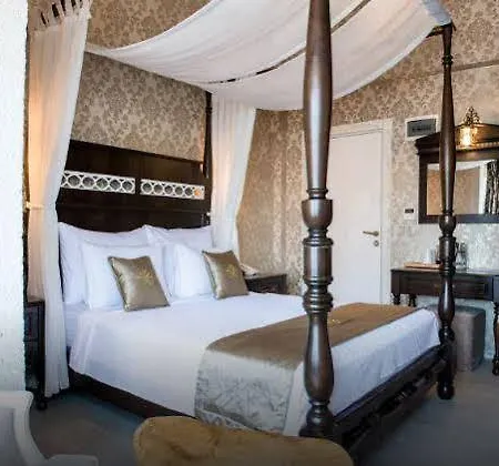 Provence Mansion 2* Alaçatı