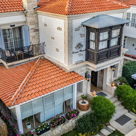 Provence Mansion Hotel 2*