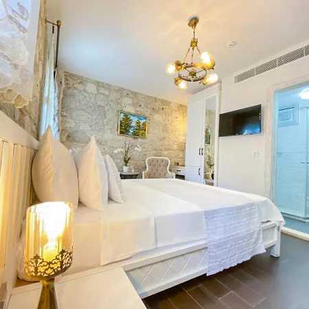 Provence Mansion Alaçatı