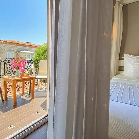 Provence Mansion Алачати