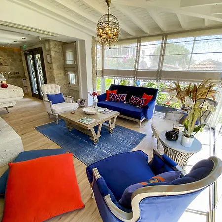 Provence Mansion Hotel