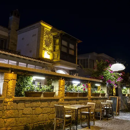 Provence Mansion Hotel 2*