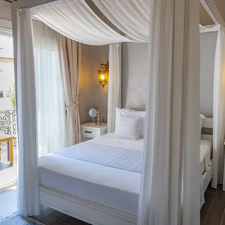 Provence Mansion Алачати