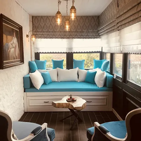 Provence Mansion Hotel