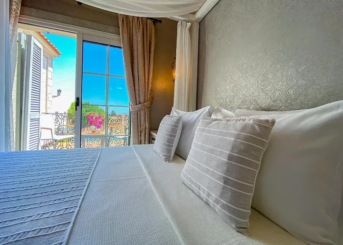 Provence Mansion 2* Alaçatı