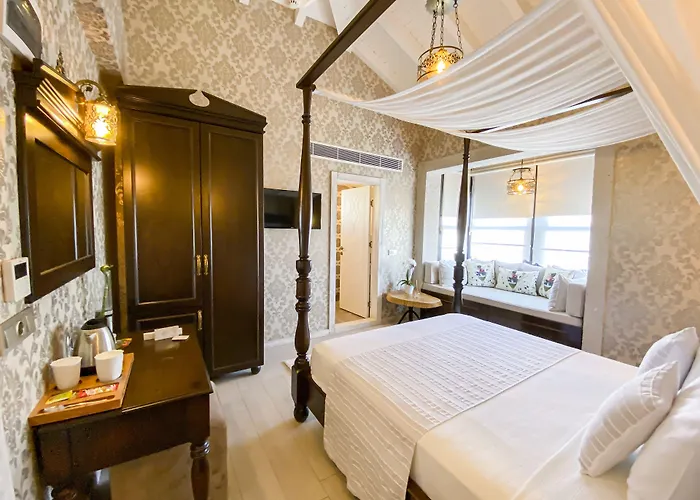 Provence Mansion Hotel