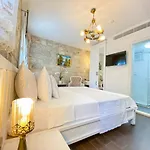 Provence Mansion アラカティ