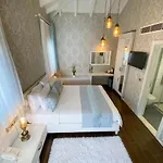 Provence Mansion