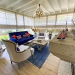 Provence Mansion ホテル アラカティ