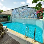 Provence Mansion アラカティ