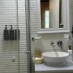 Provence Mansion ホテル 2*
