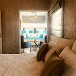 Provence Mansion ホテル 2*