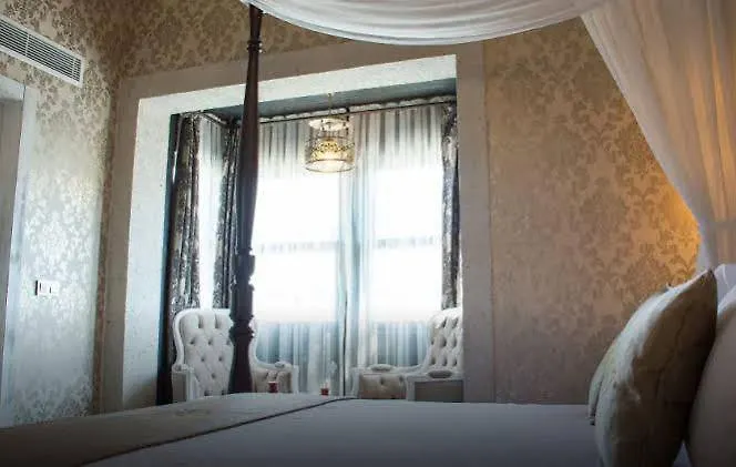 Provence Mansion Алачати