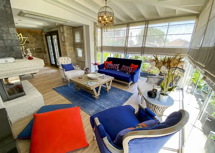 Provence Mansion Отель